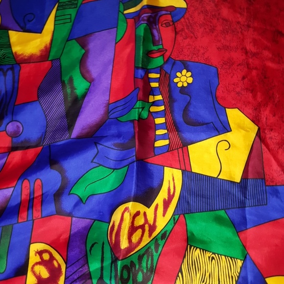 🌺Scarf🌺  Picasso Painting - Picture 3 of 4